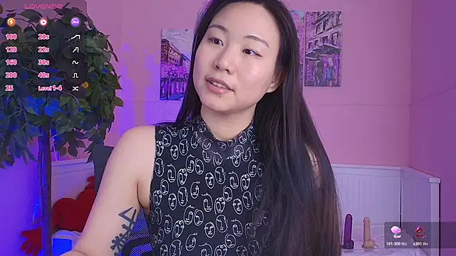 Inari_Okami_ Chat XXX in diretta