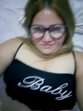 Carlotaazul Chat XXX in diretta