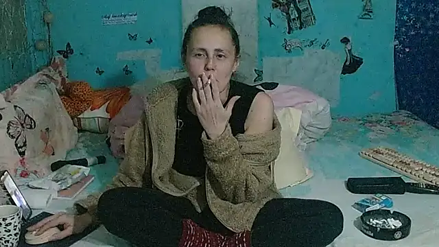 brighteyes77 Live XXX-chat