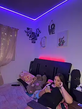 I_am_Zoe_Hot élő XXX-chatje