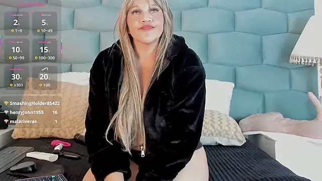 MiaMancini's Live XXX Chat