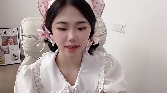 suki-1 Chat XXX in diretta