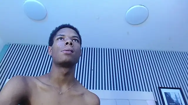 Santiago_Ortiz_ Live XXX-Chat