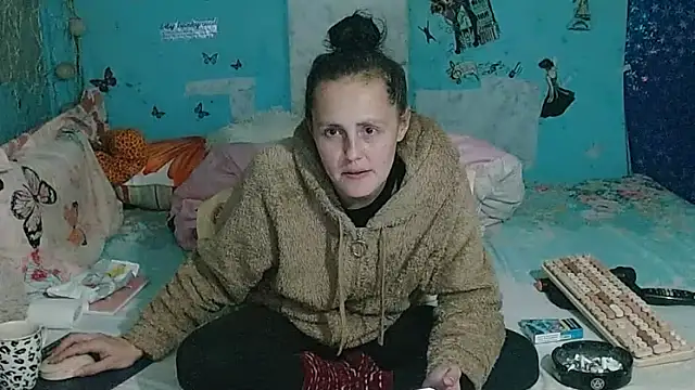 brighteyes77 Live XXX-chat