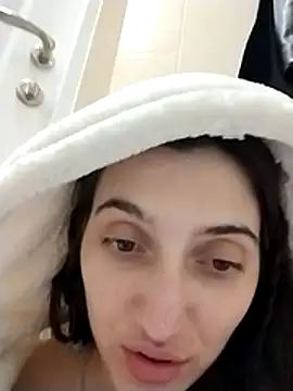 Iren Adlı Modelin Canlı XXX Sohbeti