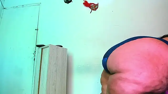 BBW_LATIN_BIGASSS Live XXX Chat