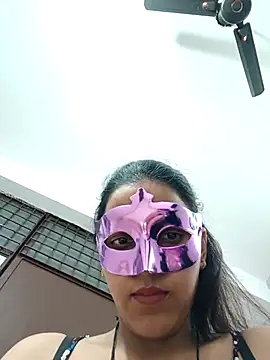 Shivani_hotty লাইভ XXX চ্যাট