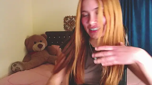 Celeste__London Show in webcam