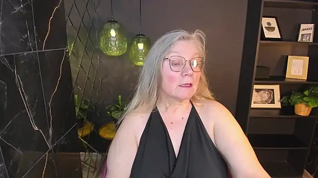 NataliMellow 即時 XXX 聊天