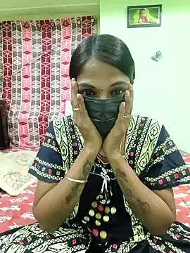 Tamil_Ishu – Kamerová šou