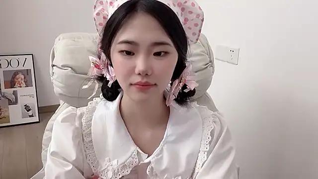 Chat XXX en directo de suki-1