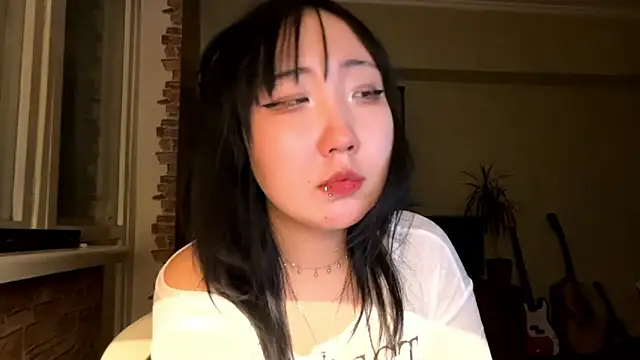 Yunananaa 现场XXX聊天