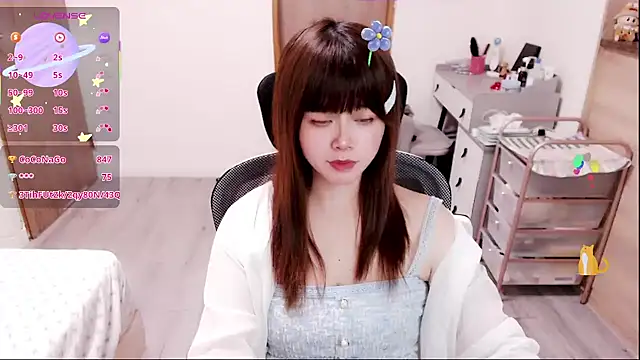 a0513 élő XXX-chatje