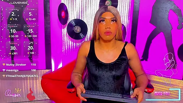 Chat XXX en directo de bayolet_