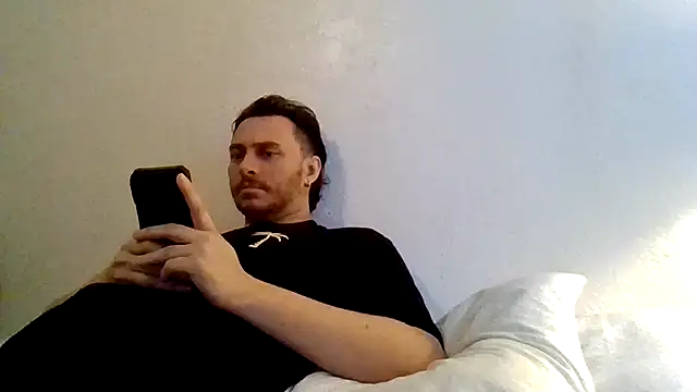 TallHungandCloudy69 élő XXX-chatje