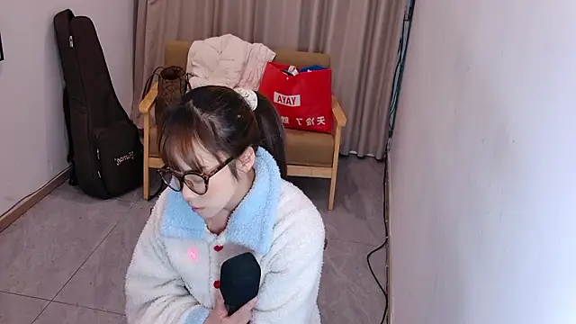 yuki-888 在線直播表演