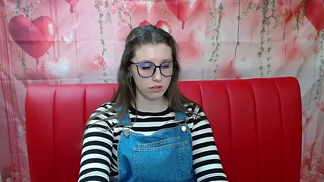 LilianaShine 现场XXX聊天