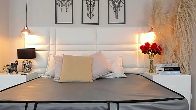 Iam_yuls' Live XXX Chat