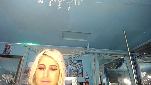 ADRIANNA_FOX Live XXX Chat