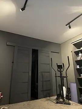 BastetのライブXXXチャット