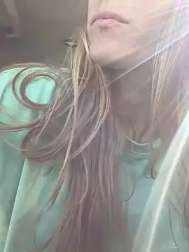 GoldenFlameGoddess Live XXX Chat