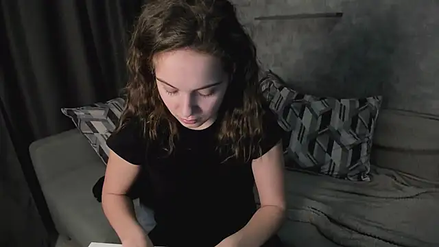 Chat XXX en directo de KristinaLoison