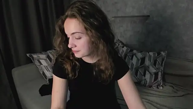 KristinaLoison's Live XXX Chat