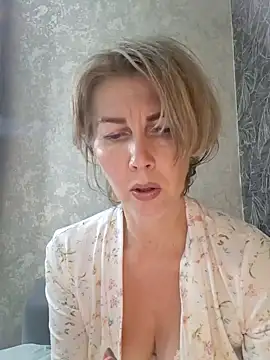 Chat XXX en directo de stellahere8