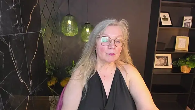 NataliMellow Chat XXX in diretta