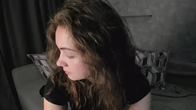 KristinaLoisonのライブXXXチャット