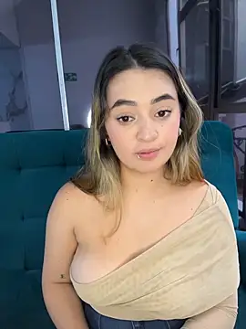 Chat +18 de Antonella_Julieta ao vivo