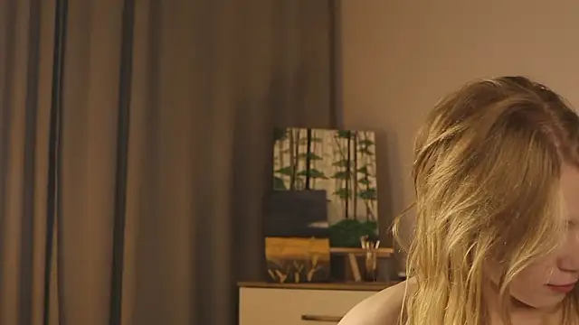 Chat XXX en directo de AliceLebel