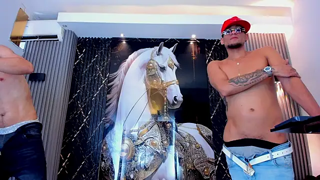 Mighty_Boys_888: απευθείας συνομιλία ΧΧΧ