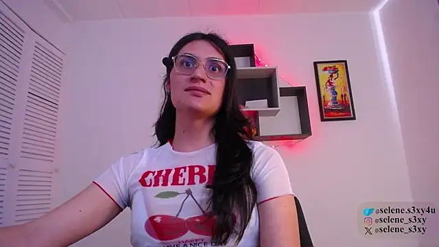selene_cutie's Webcam Show
