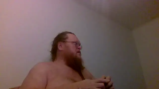 Kaappi1967: διαδικτυακό σόου στην κάμερα