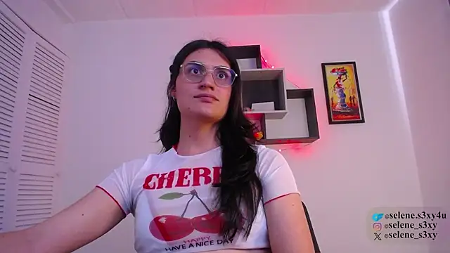 selene_cutien Webbikameraesitys