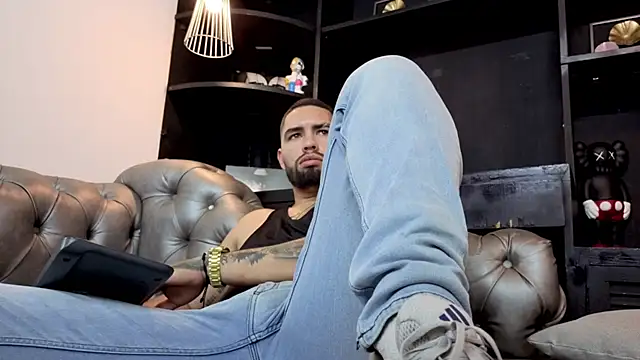 Czat XXX na żywo – matteosantos