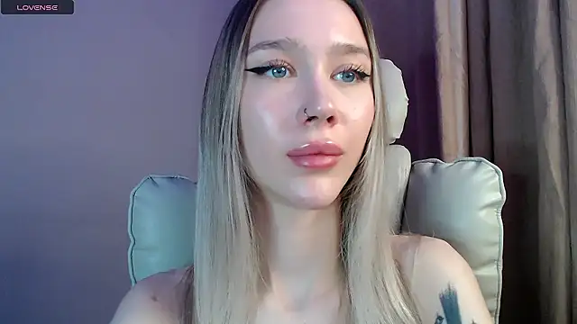 Des_ch Chat XXX in diretta