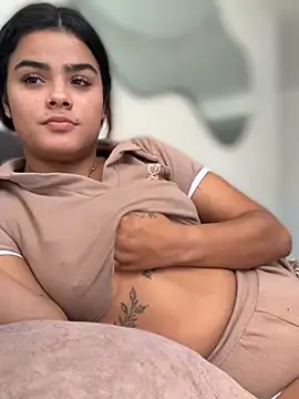 Chat XXX en directo de Kaily_Sweet16