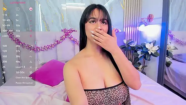 Chat XXX ao vivo de SalomeeHills