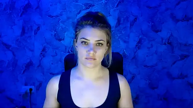 nika_gold1 Chat XXX live