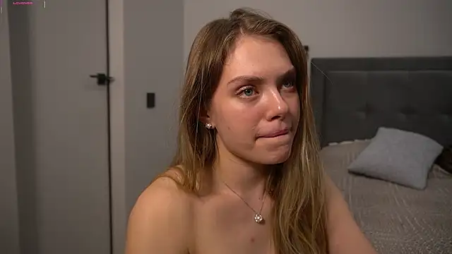 TastyPoint Adlı Modelin Canlı XXX Sohbeti