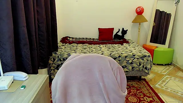 Онлайн чат XXX Sophie_Fantasys