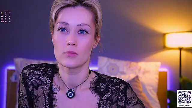 CottaDakota's Live XXX Chat