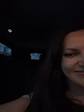 -OLYA- Chat XXX in diretta