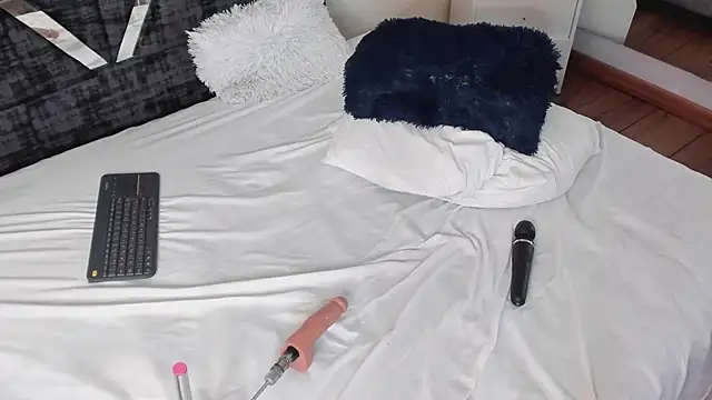 Jonness_Isa_ – Naživo XXX chat