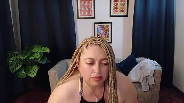 แชท XXX สดของ MilfArlet