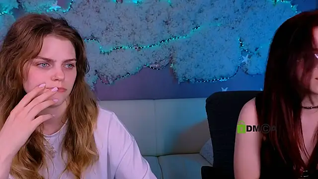 naya_may's Live XXX Chat