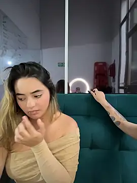 Antonella_Julieta Live XXX-chat