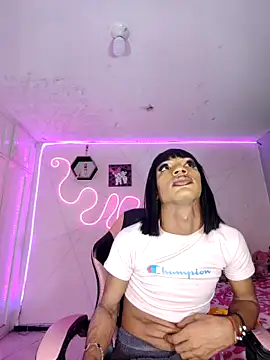 Violeta_R_ Adlı Modelin Canlı XXX Sohbeti